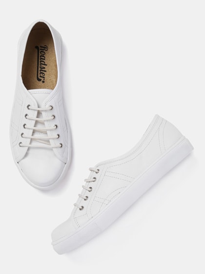 shoes-min